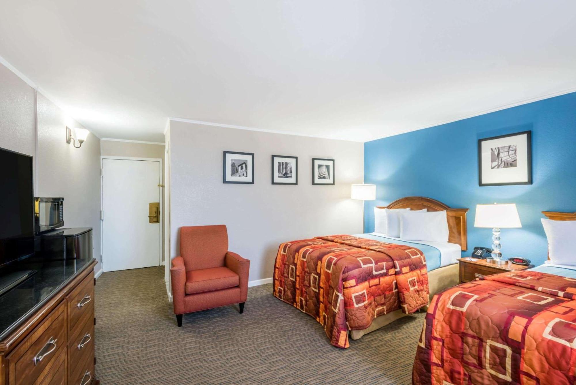 Travelodge By Wyndham Aberdeen Kültér fotó